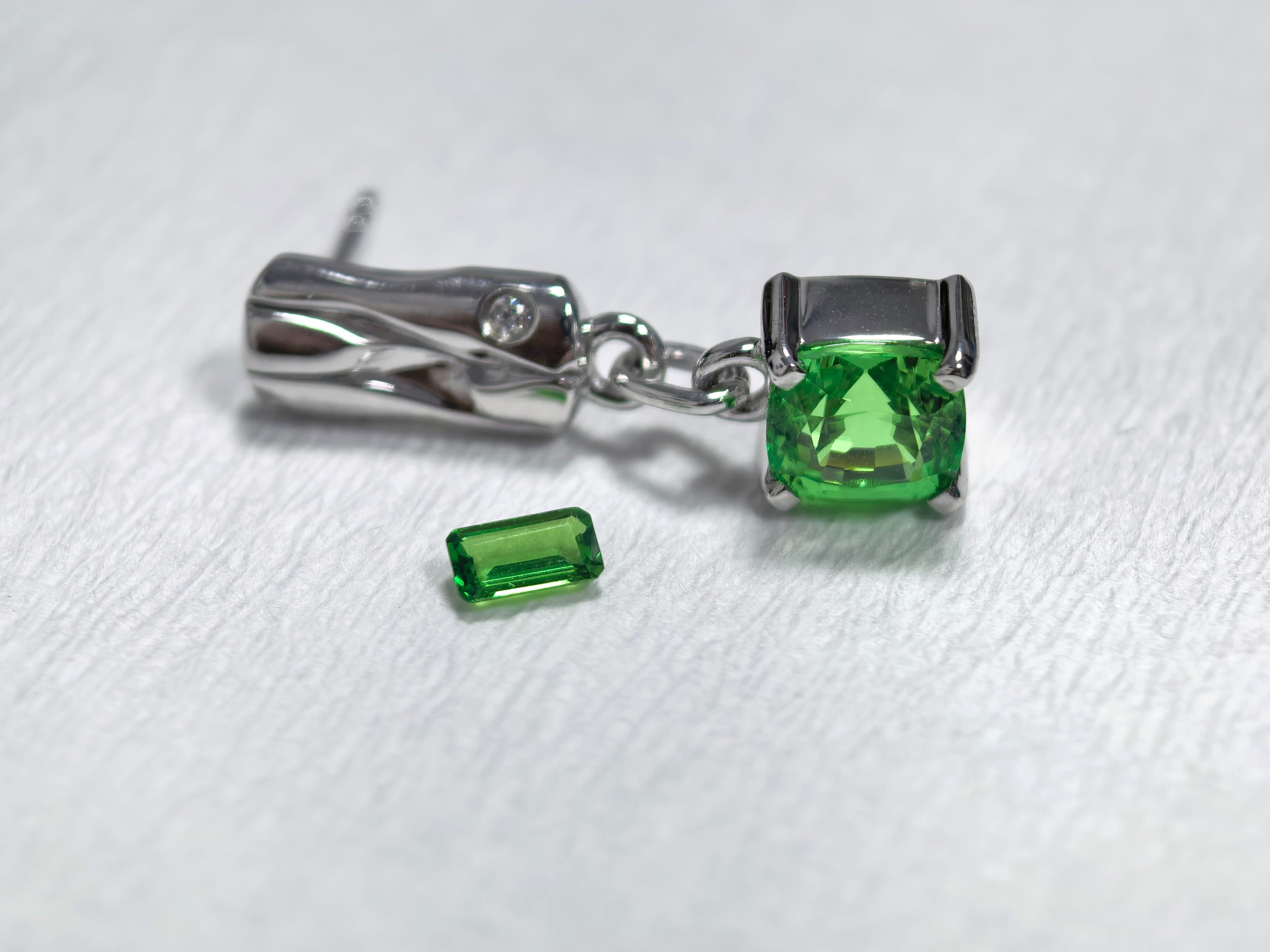 Silent Bloom 默芽 Ear Dangling