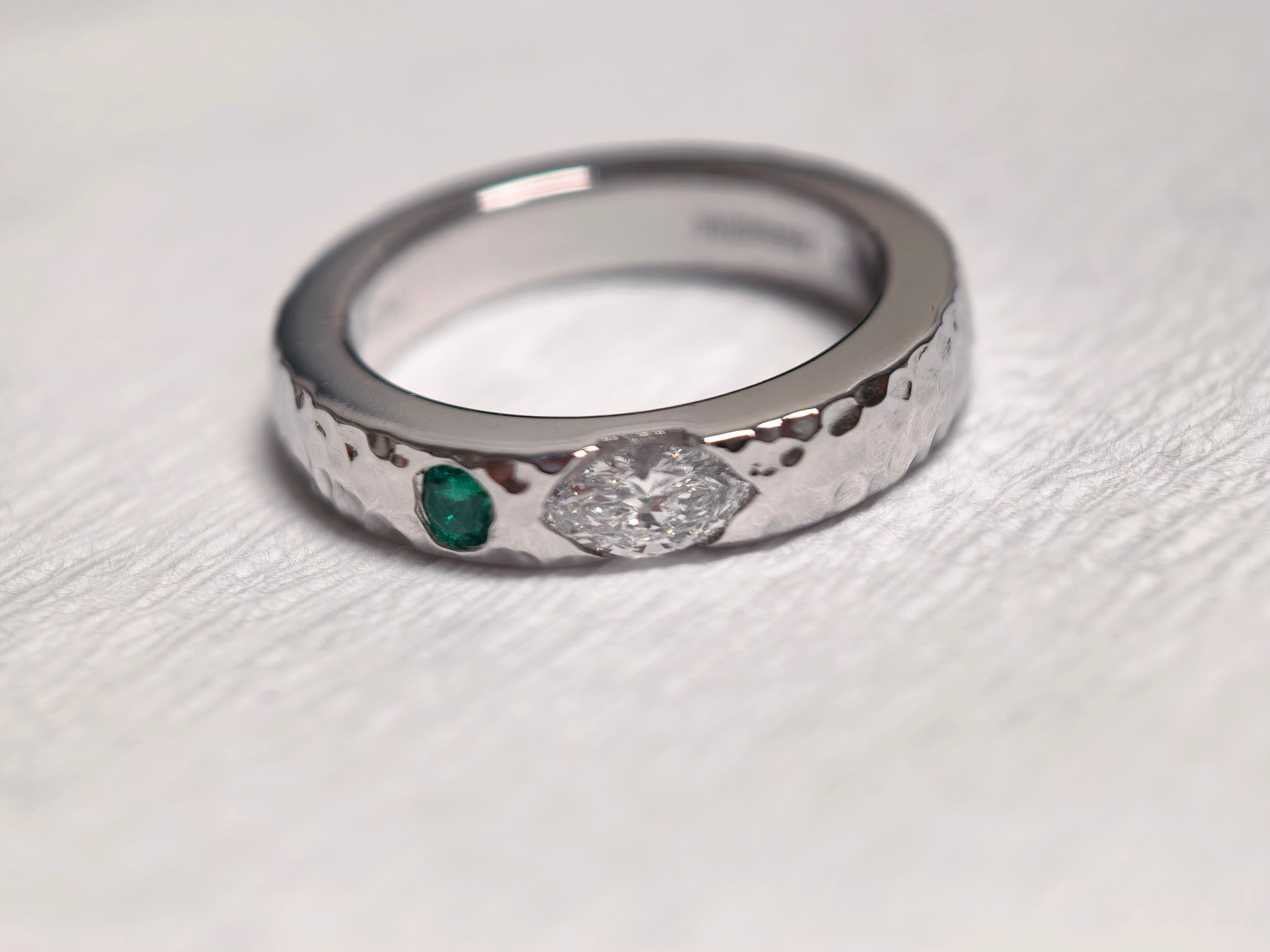 Verdant Whisper 翠语 Ring