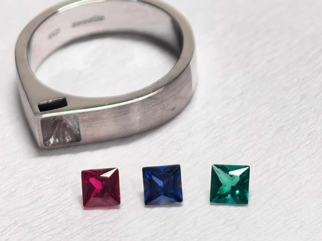 EMBER ARCH Ring — Lab-Grown Ruby