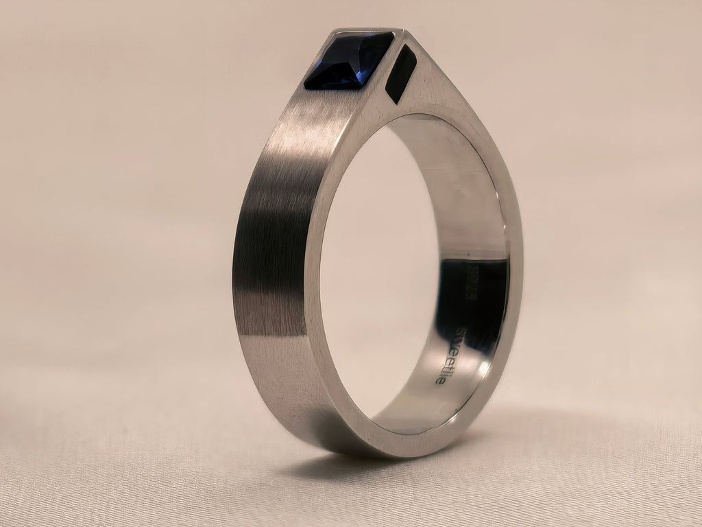 TWILIGHT ARCH Ring — Lab-Grown Sapphire