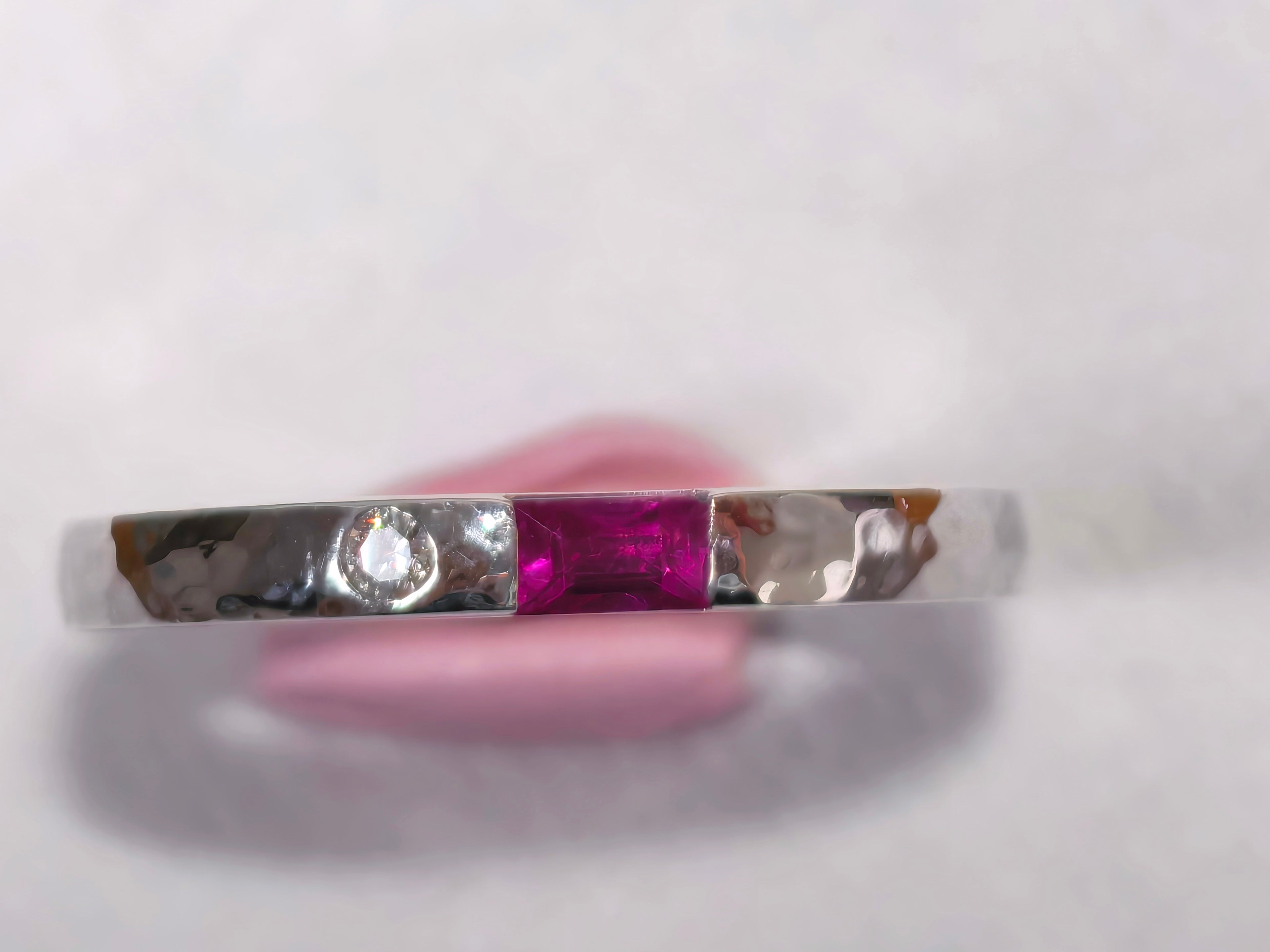 Crimson Prism 绯棱阁 Ring