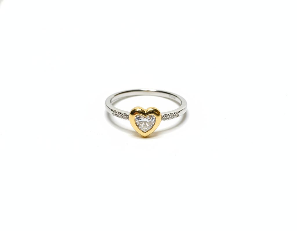 18K Gold Diamond Engagement Ring