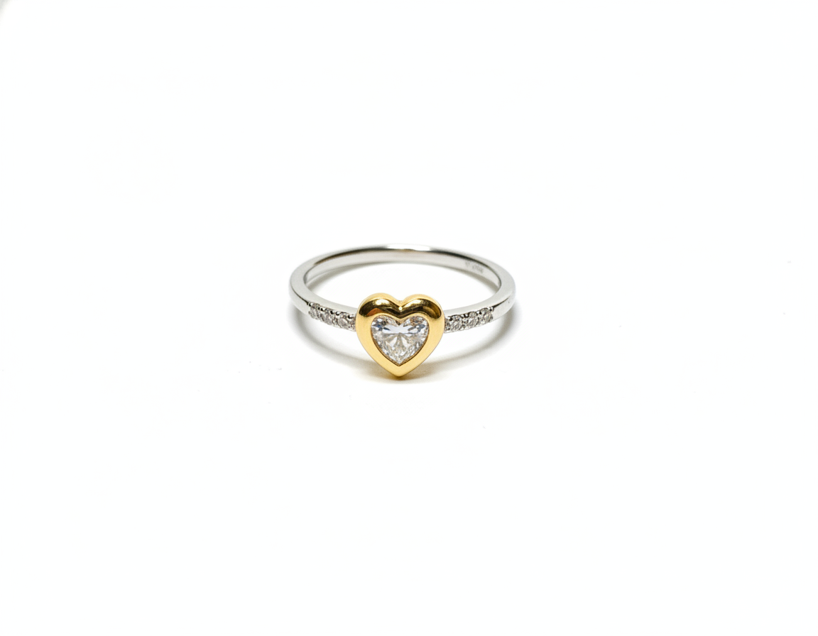 18K Gold Diamond Engagement Ring