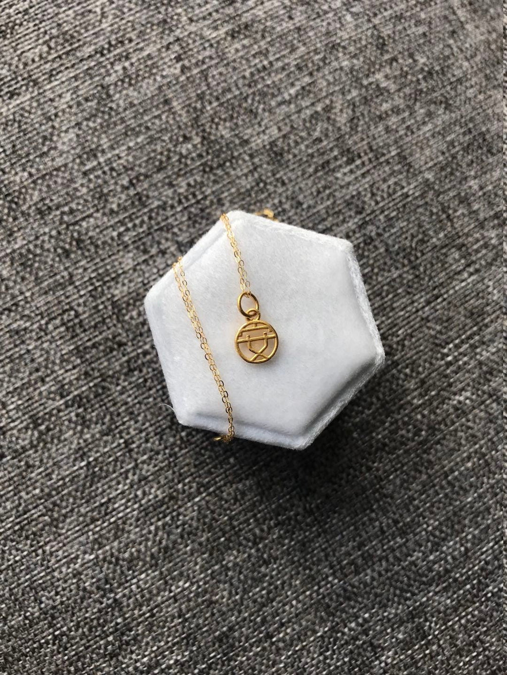 14K/18K Gold 安 Charm