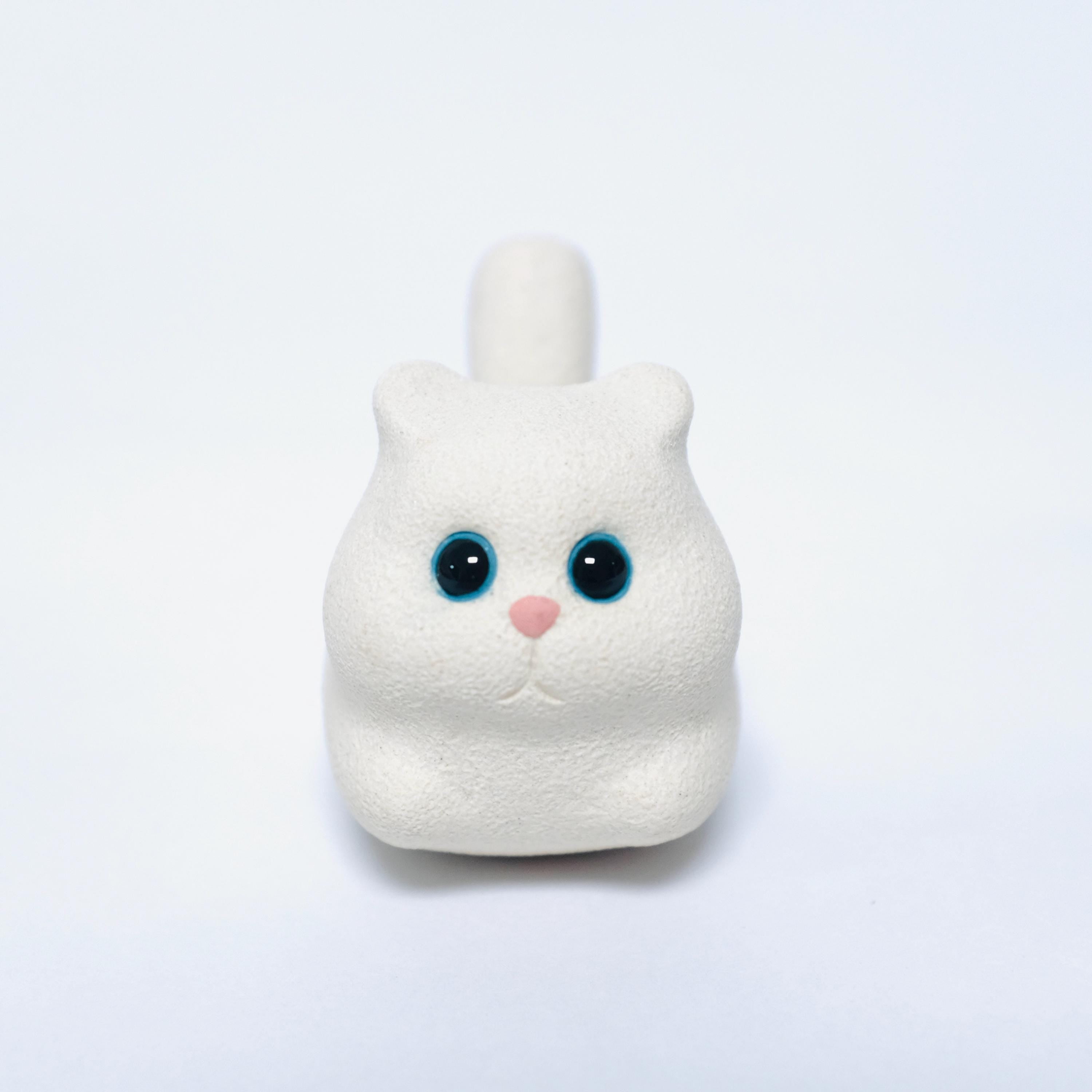 Small Porcelain Cat | Desktop Ornament