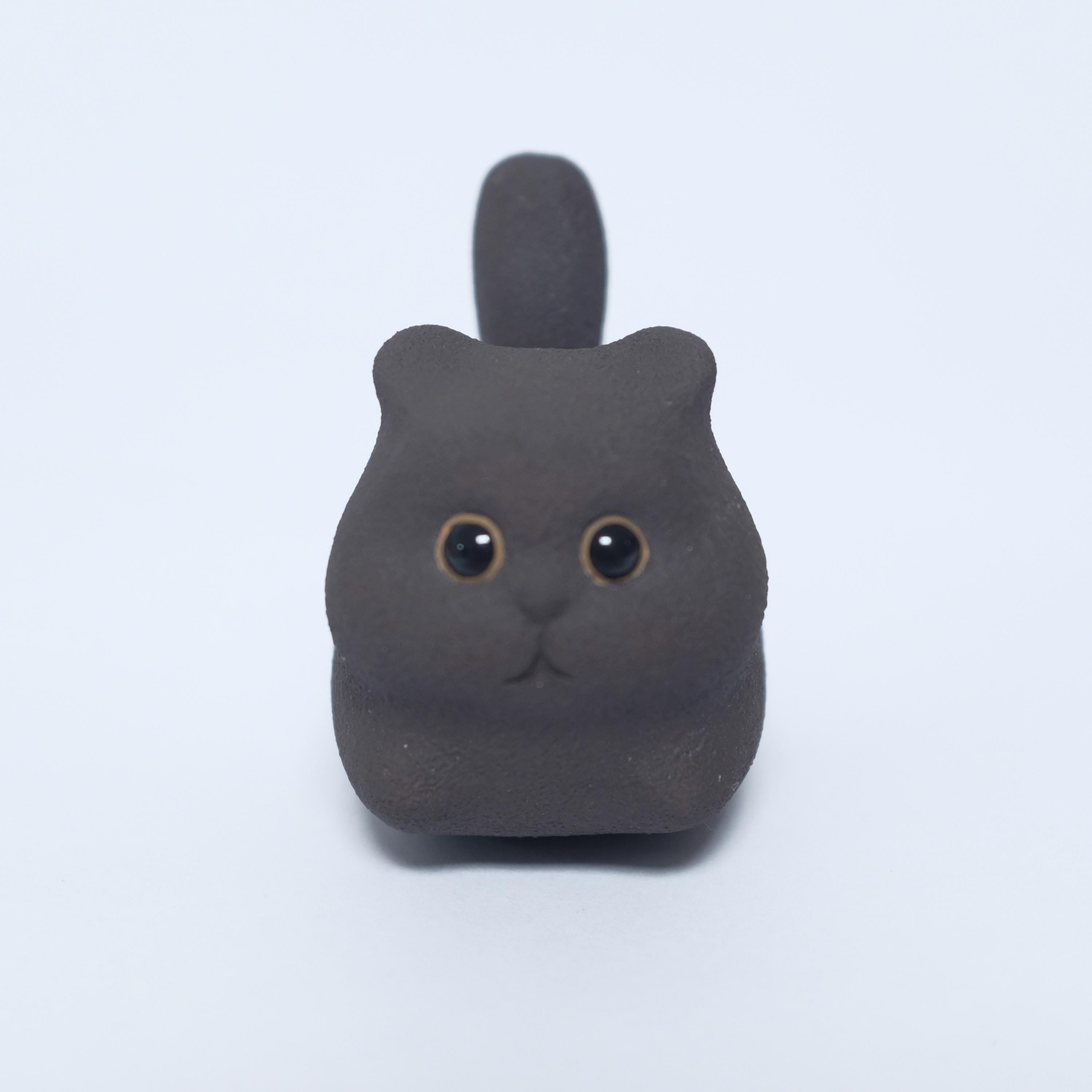 Small Porcelain Cat | Desktop Ornament