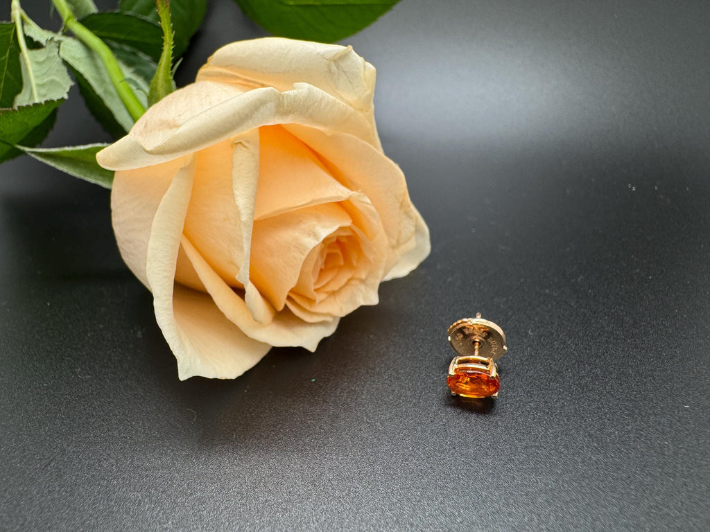 18k Gold Fanta Garnet Stud Earrings