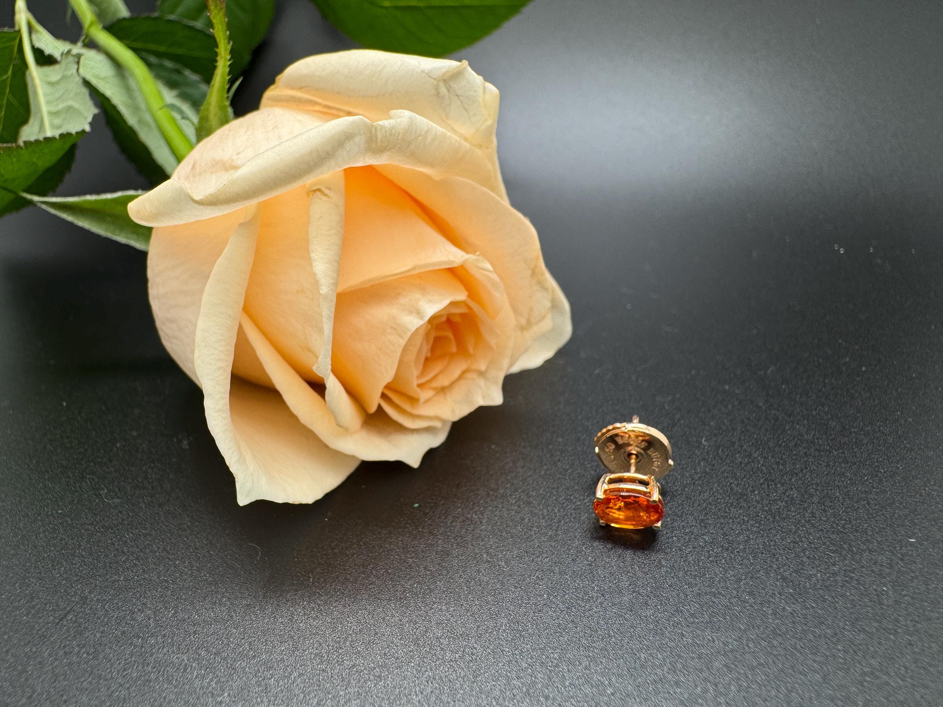 18k Gold Fanta Garnet Stud Earrings